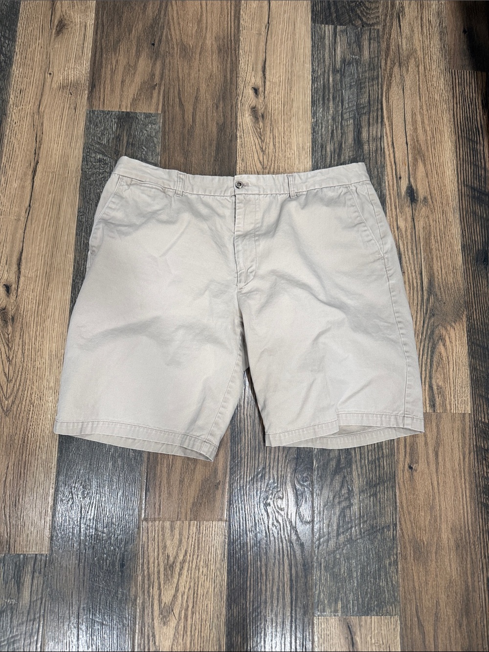 Men's Beige Duck Head Casual Shorts - Classic Fit. Size 42